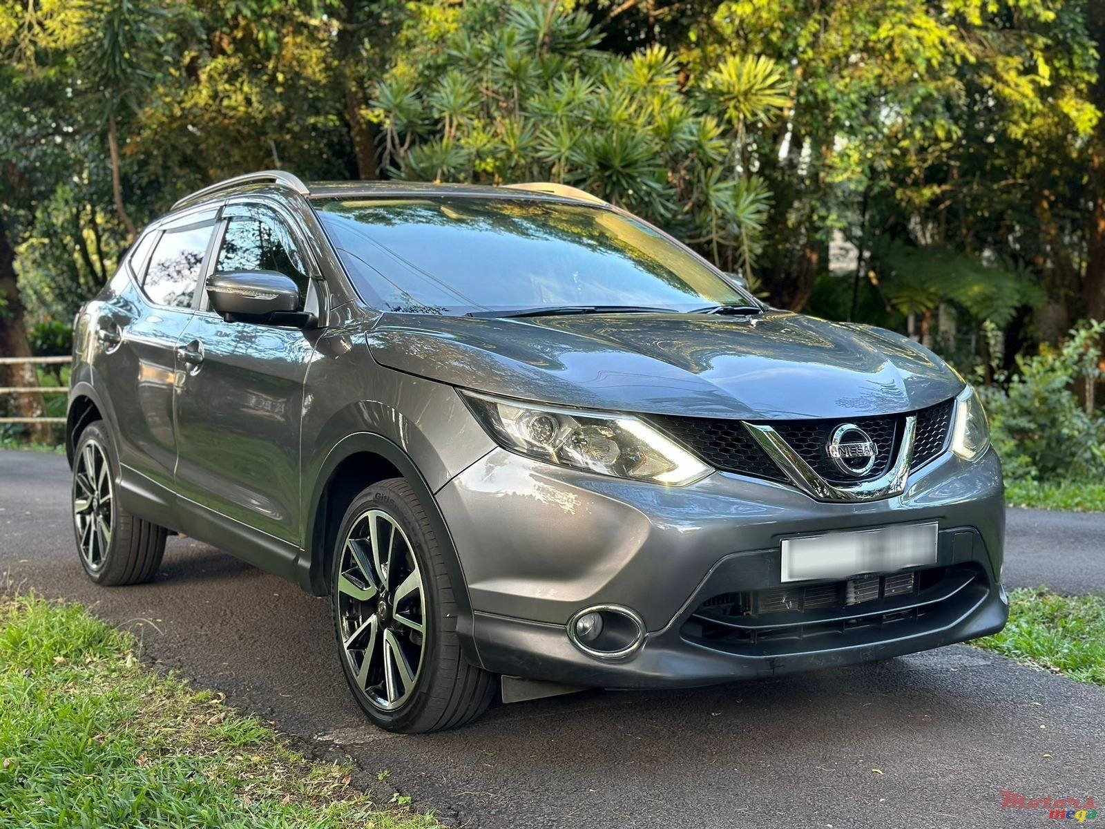 2017' Nissan Qashqai 1.6 Diesel photo #1