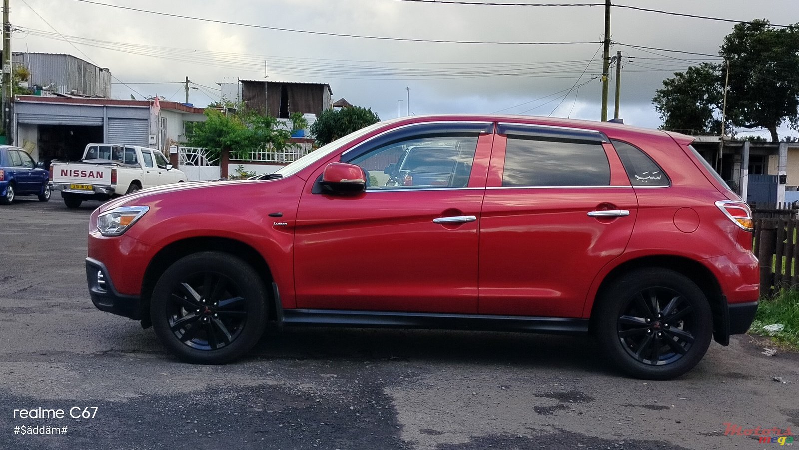 2013' Mitsubishi ASX photo #1