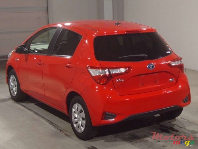 2018' Toyota Vitz photo #2