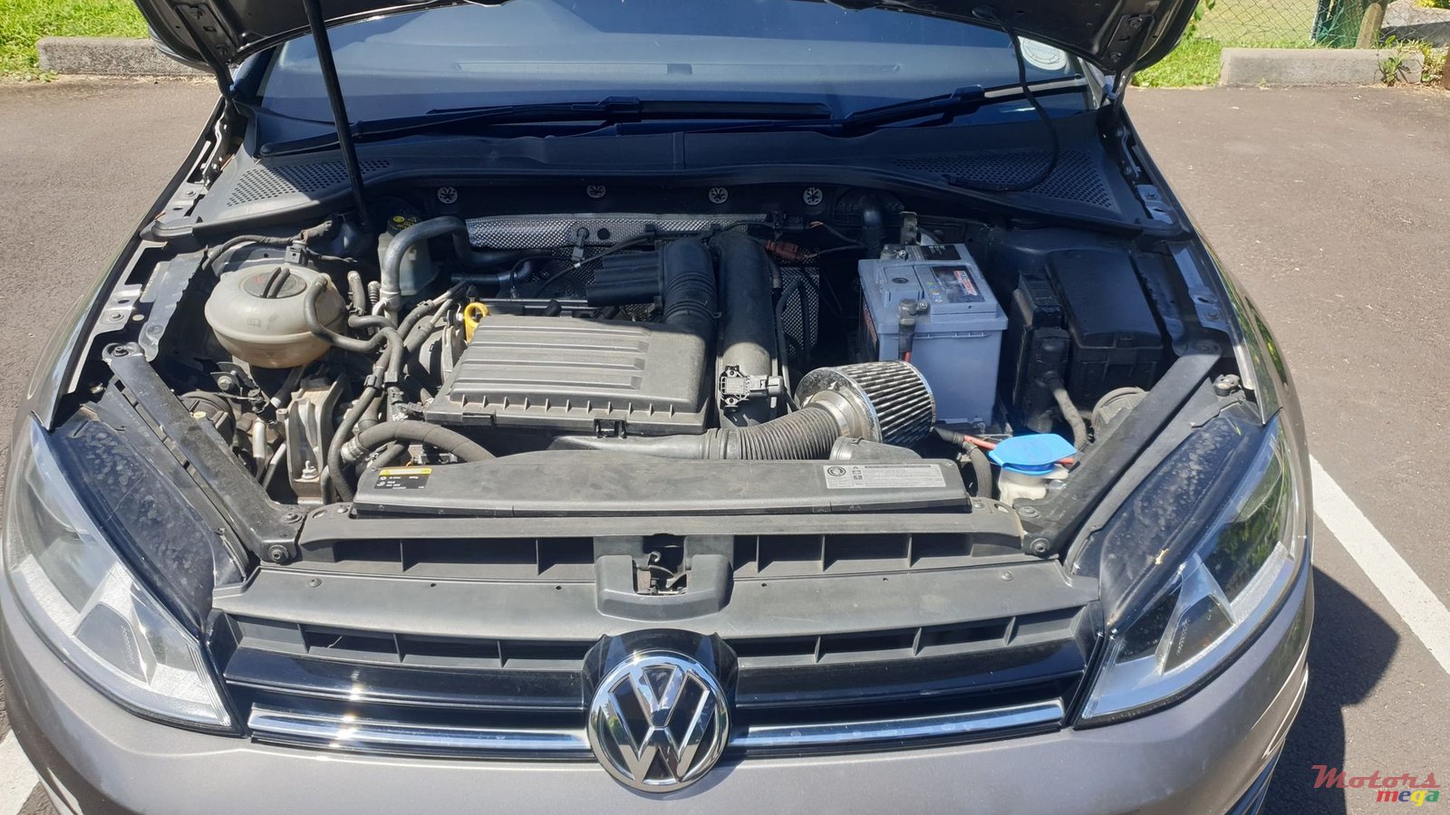 2015' Volkswagen Golf VII TSI photo #5