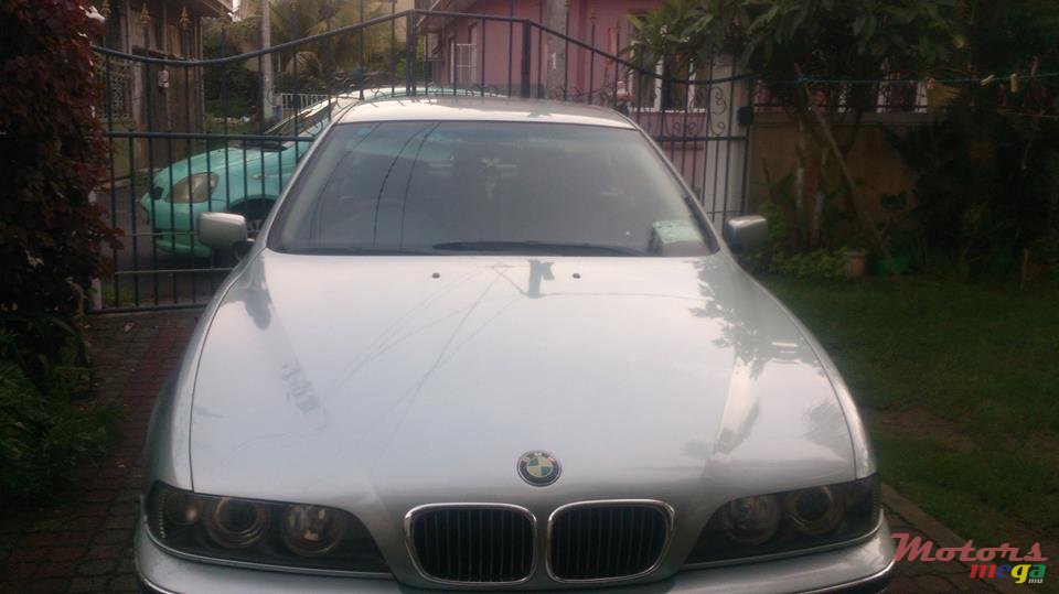 2000' BMW 520 photo #7