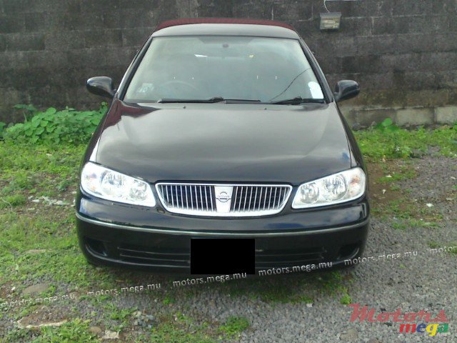 2006' Nissan Sunny photo #2