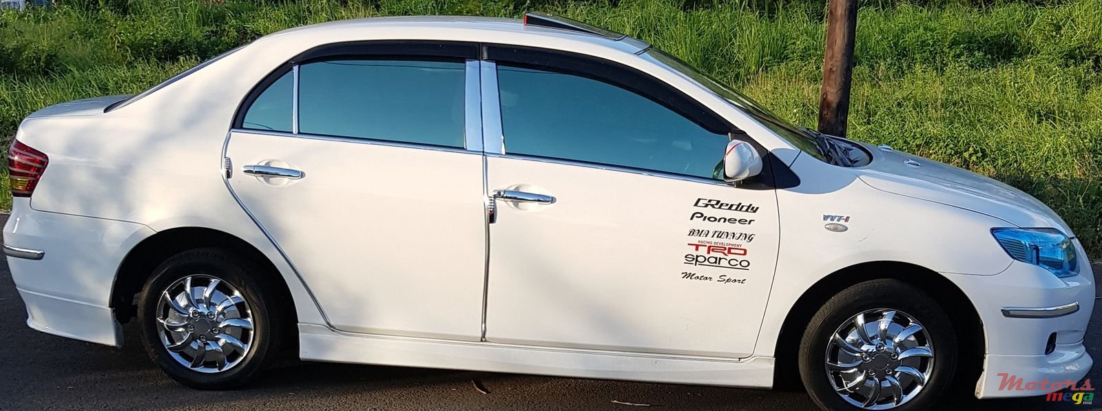 2009' Toyota Axio Full Option photo #3