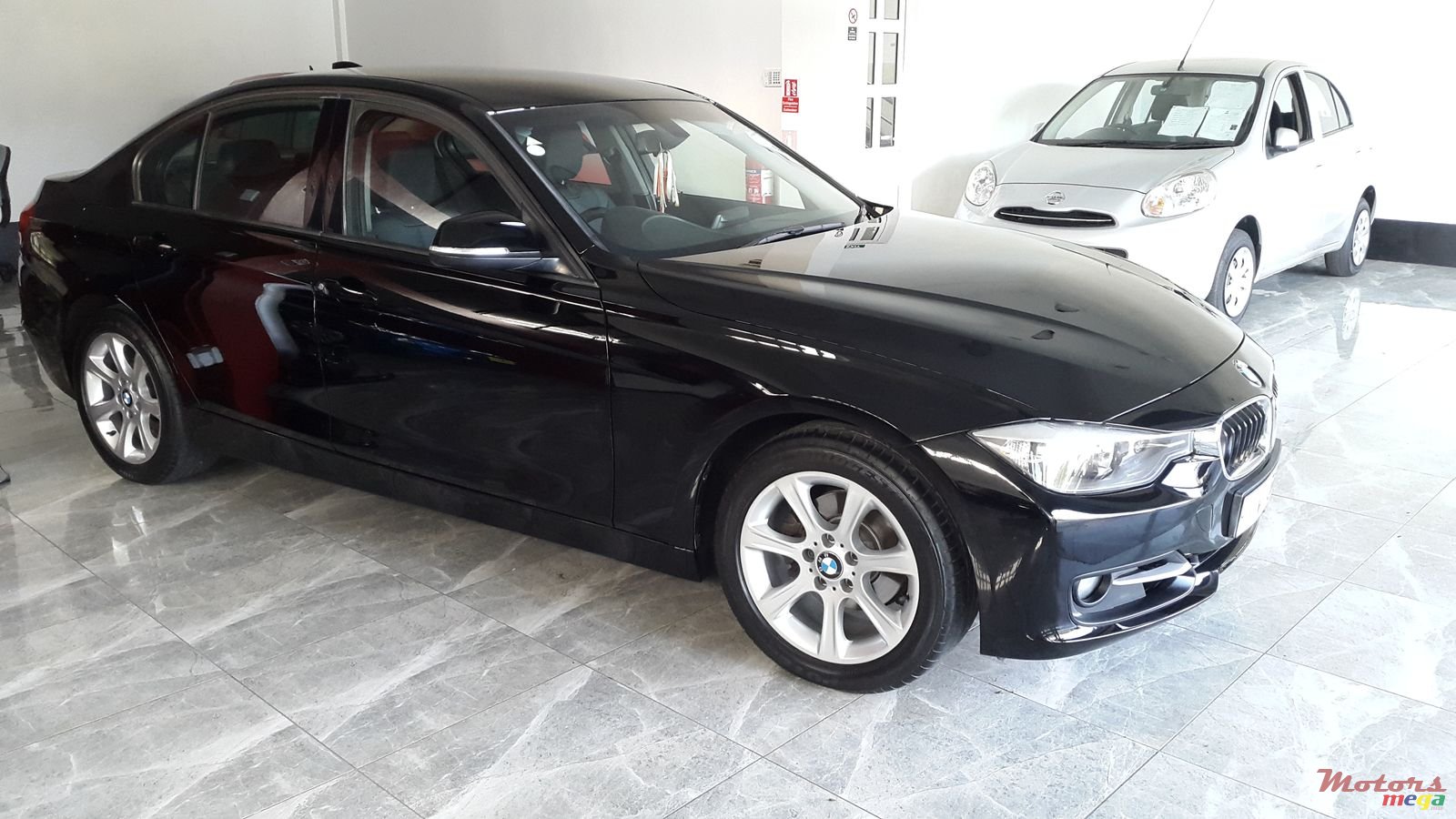 2012' BMW 3 Series photo #3