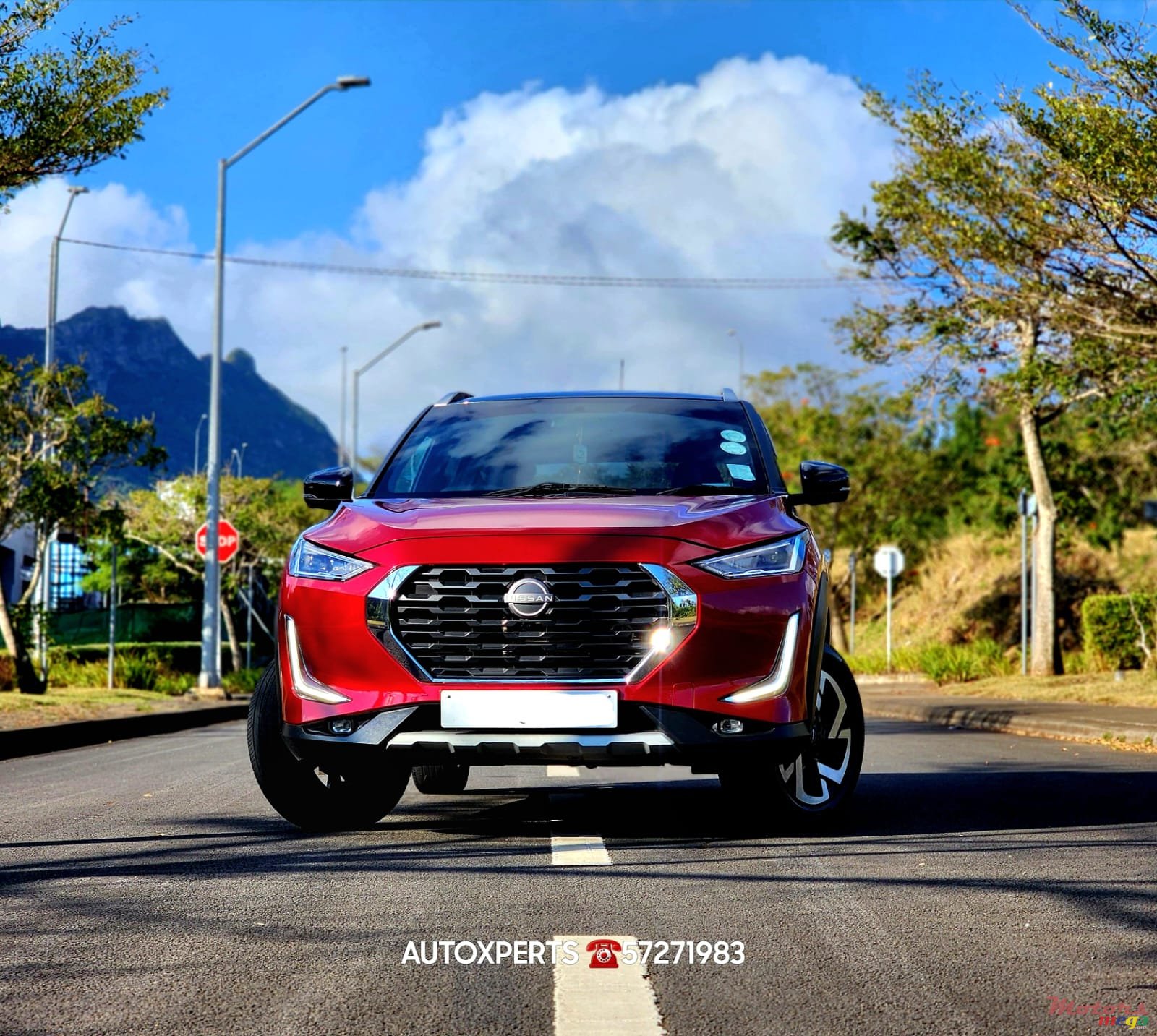 2021' Nissan photo #1