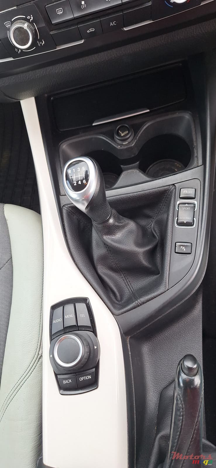 2013' BMW 116 photo #6