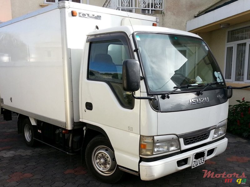 2003' Isuzu ELF  photo #2