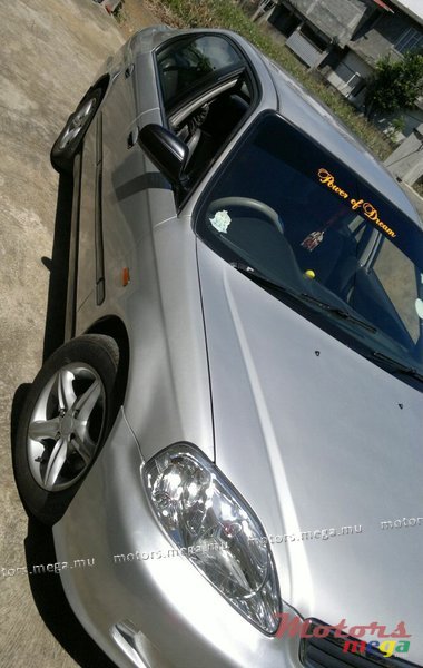 1999' Honda photo #2