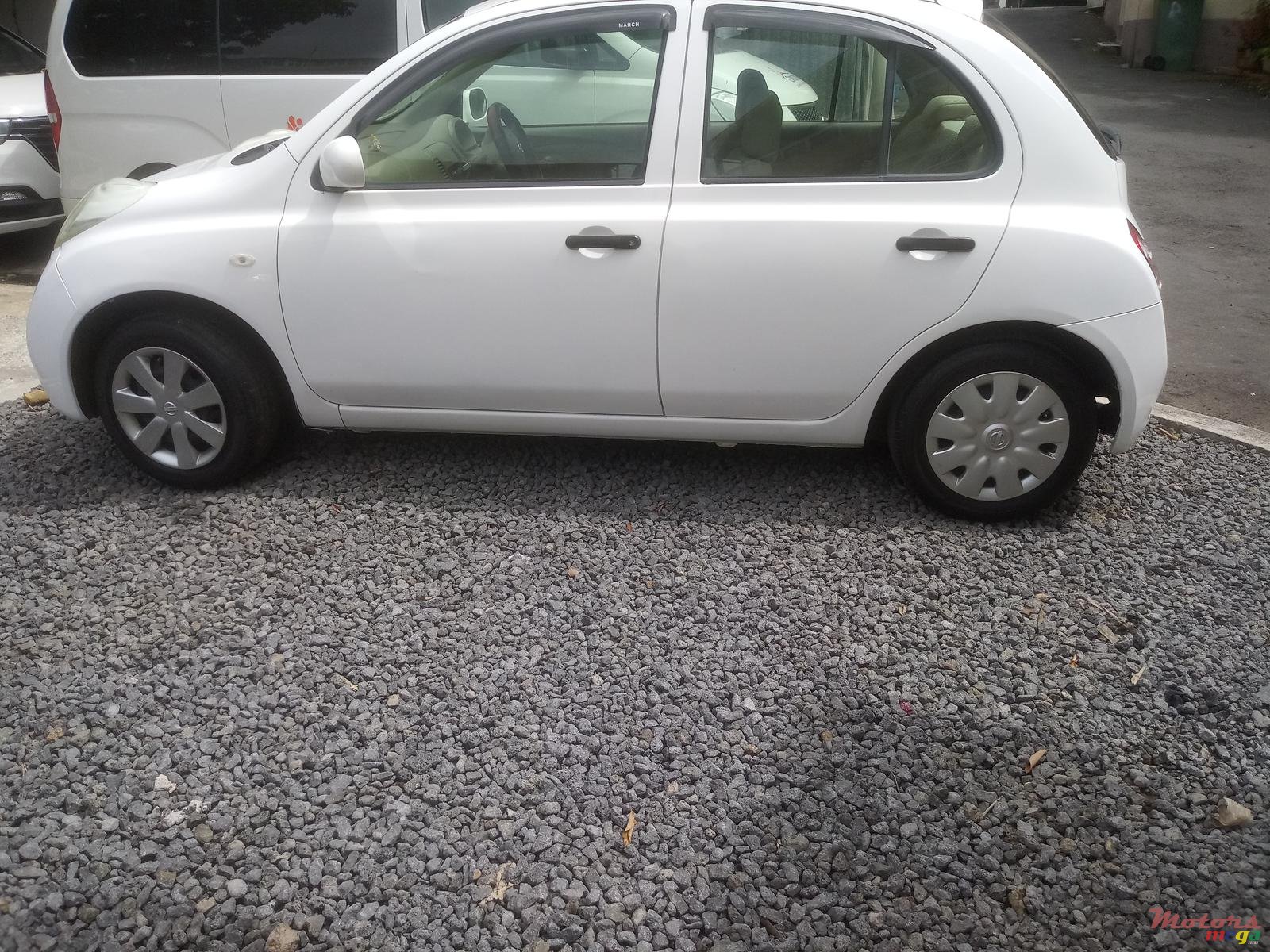 2009' Nissan March photo #3