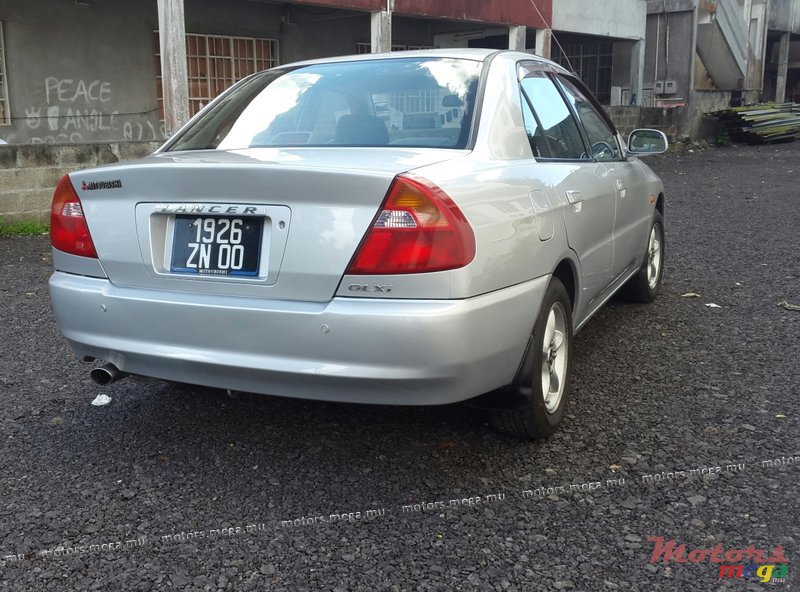 2000' Mitsubishi photo #1