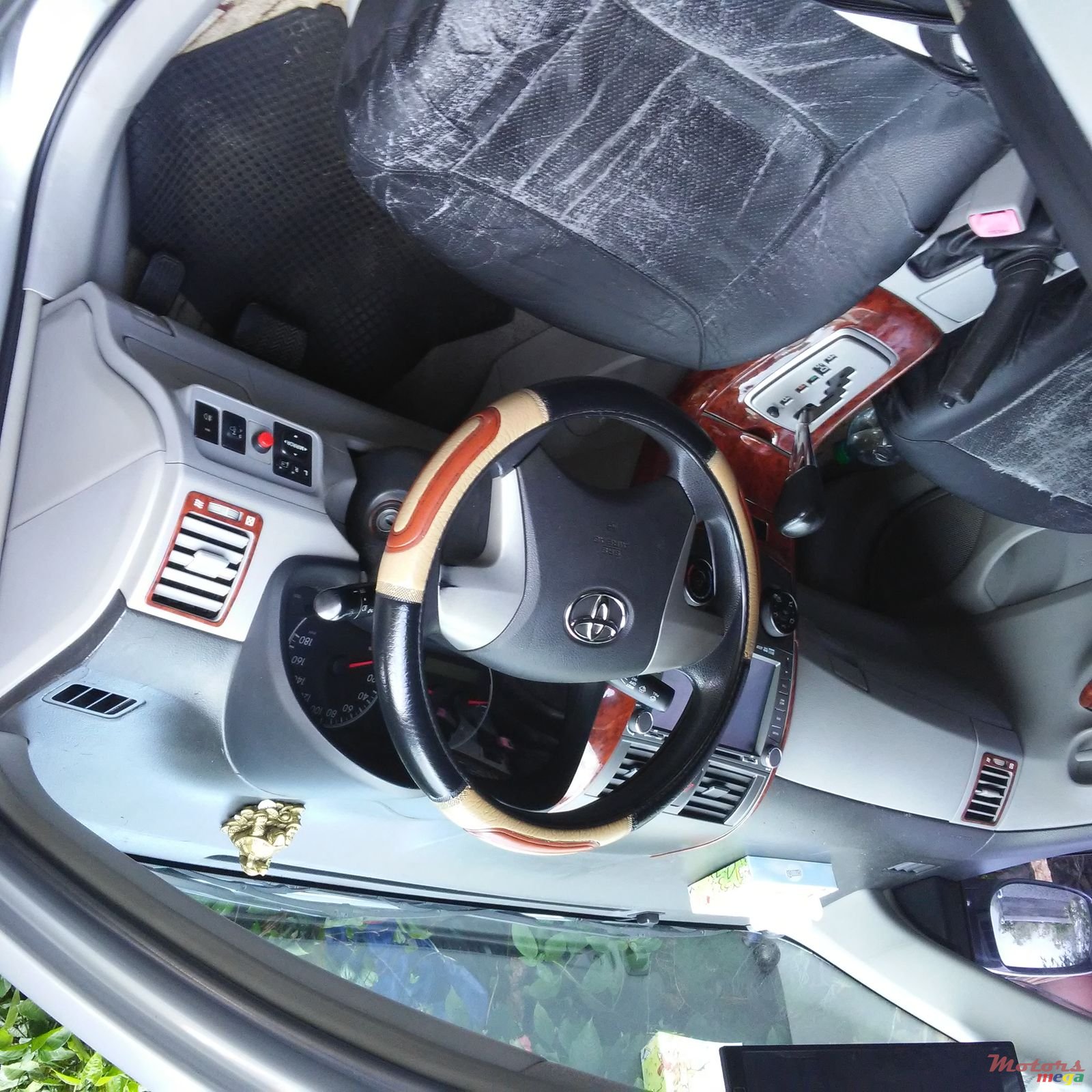 2007' Toyota Axio photo #1