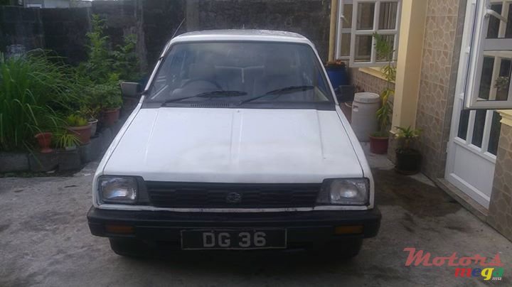 1989' Subaru Justy photo #1