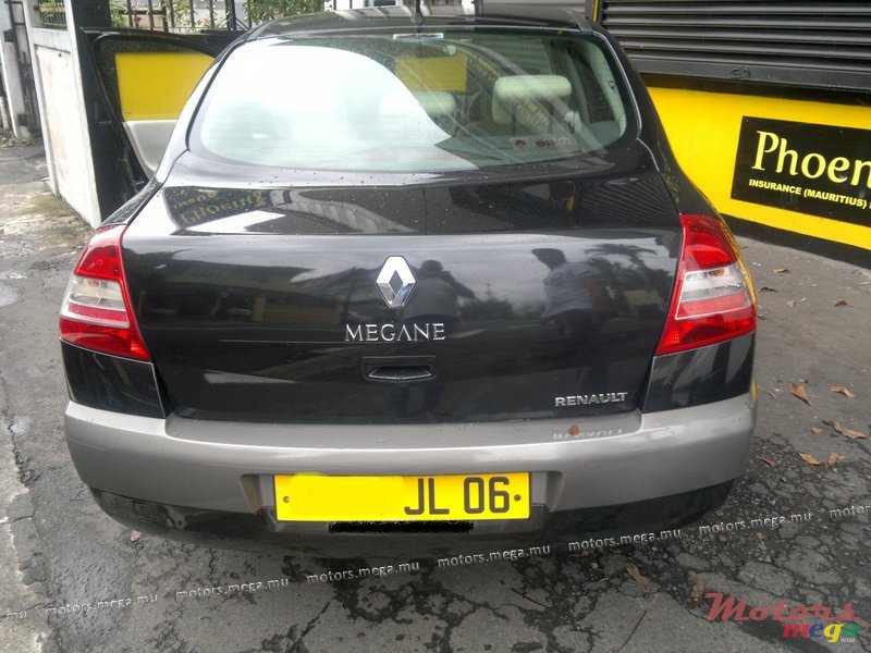 2006' Renault BERLINE 1.4 photo #2