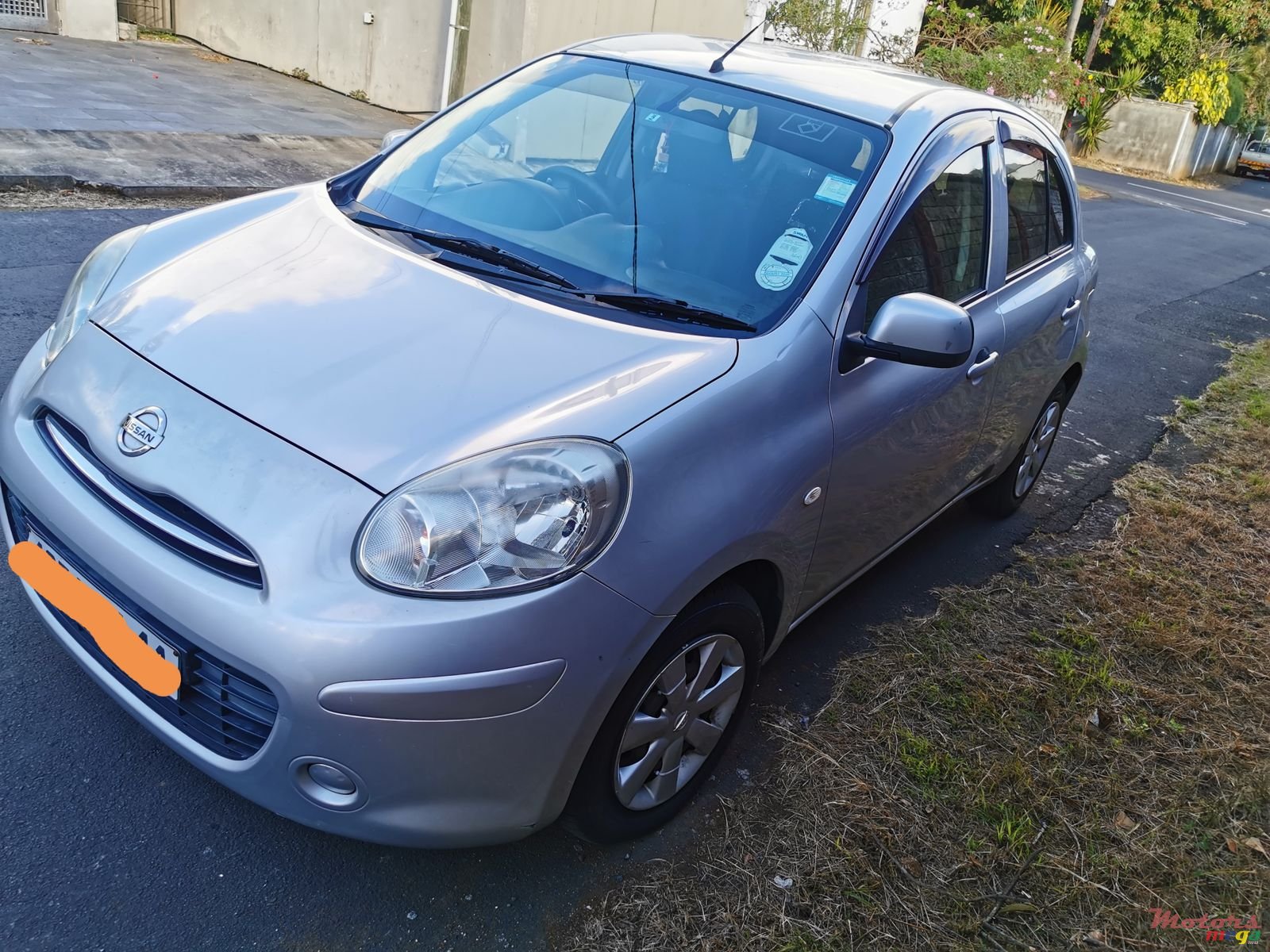 2011' Nissan March photo #1