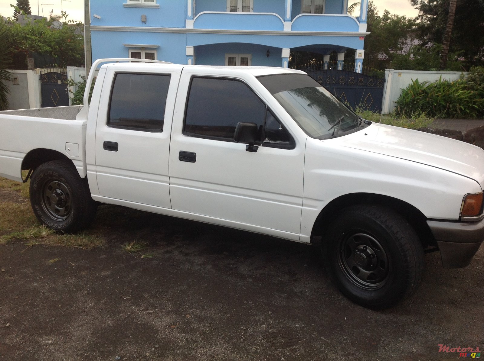 1993' Chevrolet LUV photo #2