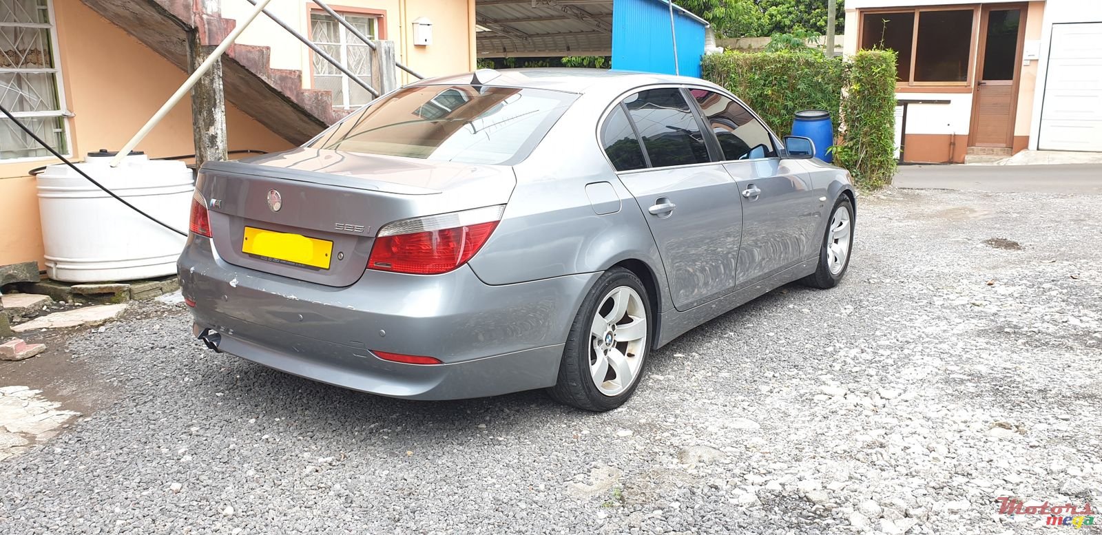 2004' BMW 525 photo #4