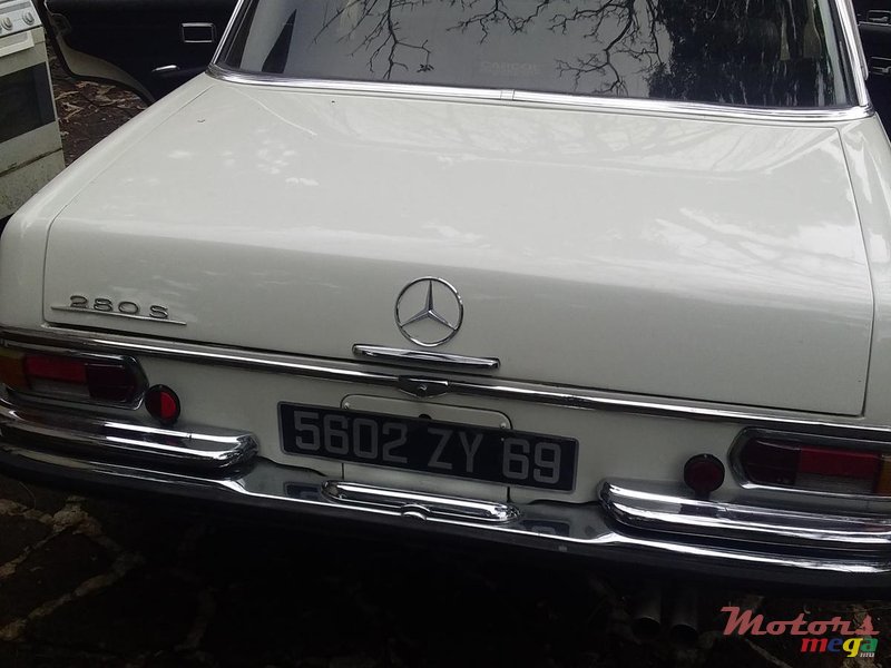 1970' Mercedes-Benz photo #2