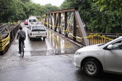 Between and Surinam Souillac: New Bridge Operational