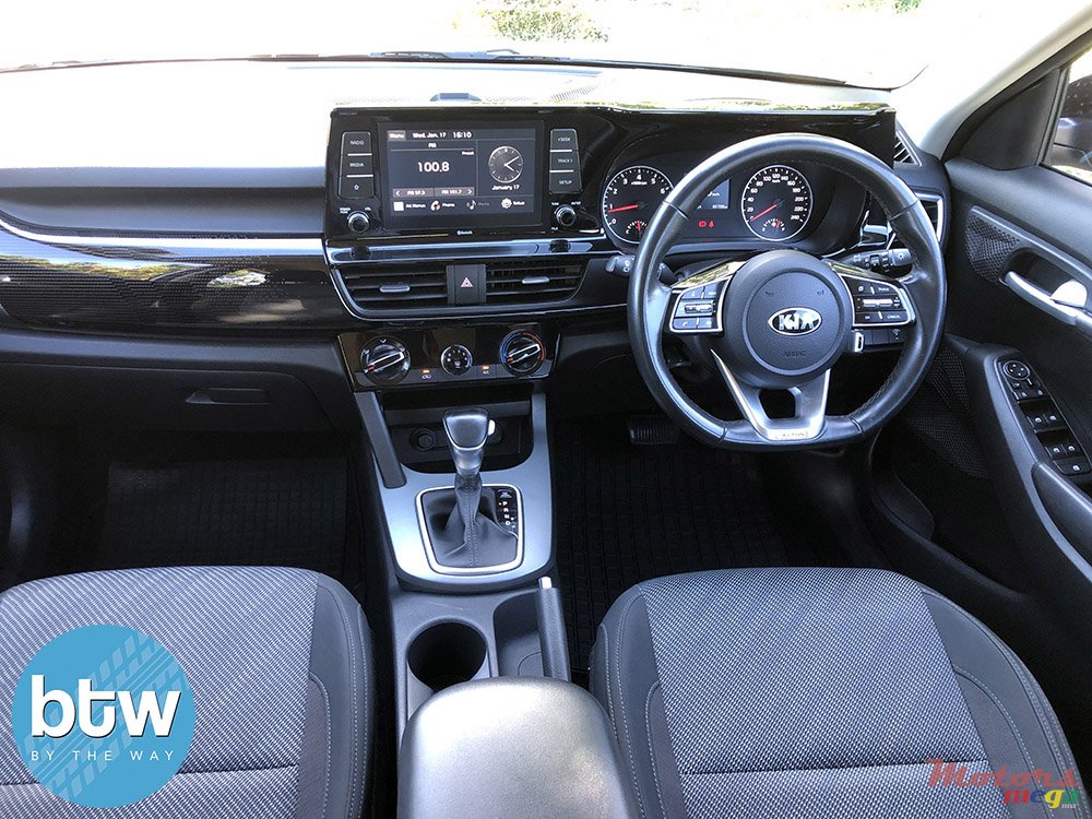 2021' Kia Seltos photo #5