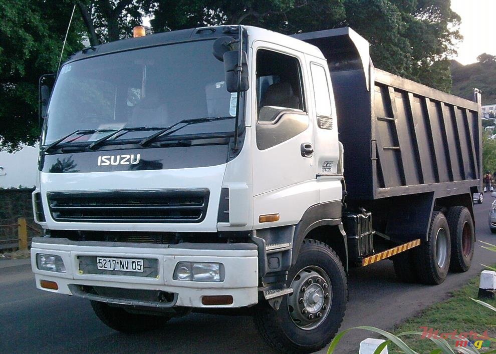 2005' Isuzu Amigo dumper photo #5