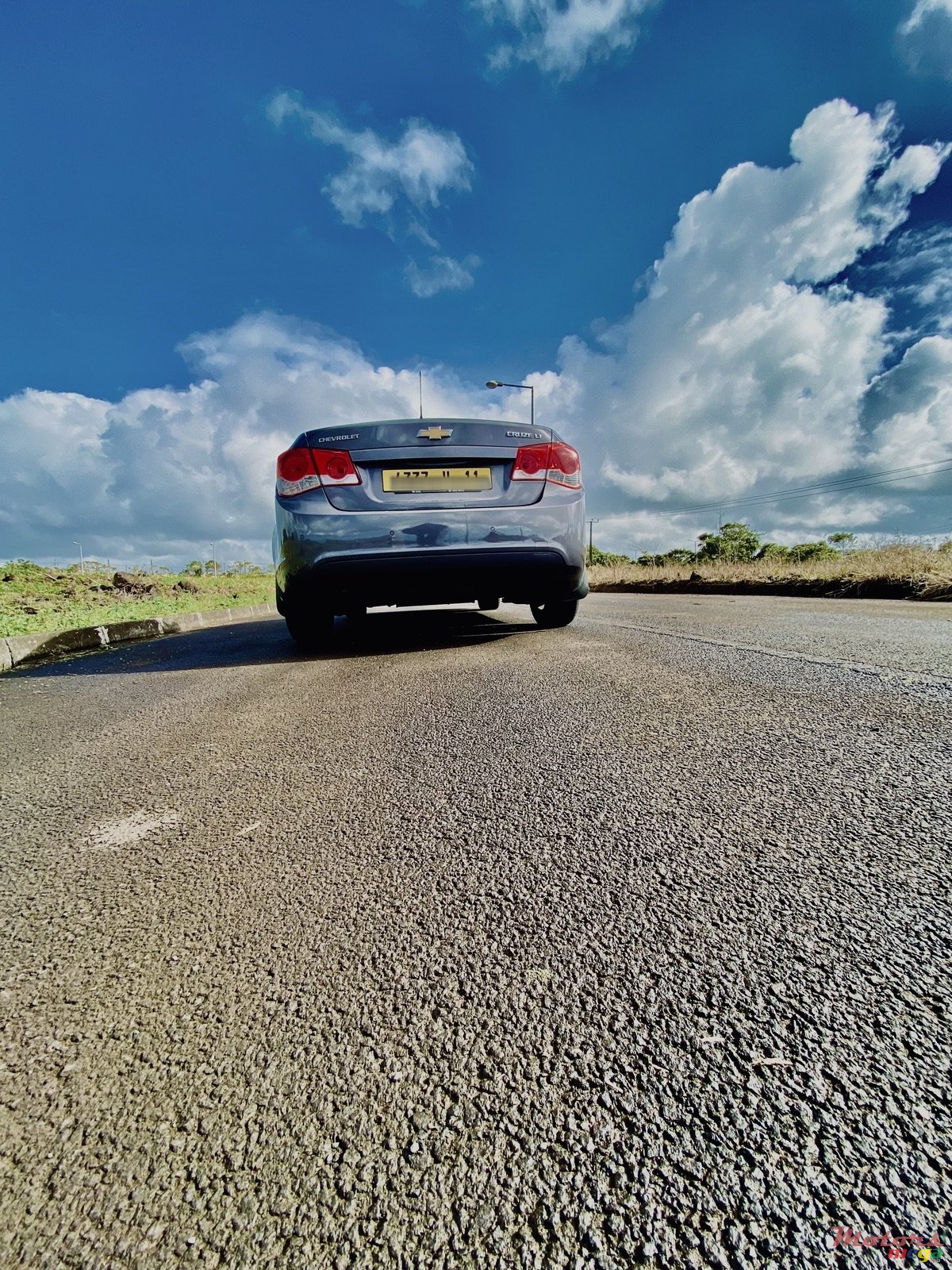 2011' Chevrolet Cruze photo #5