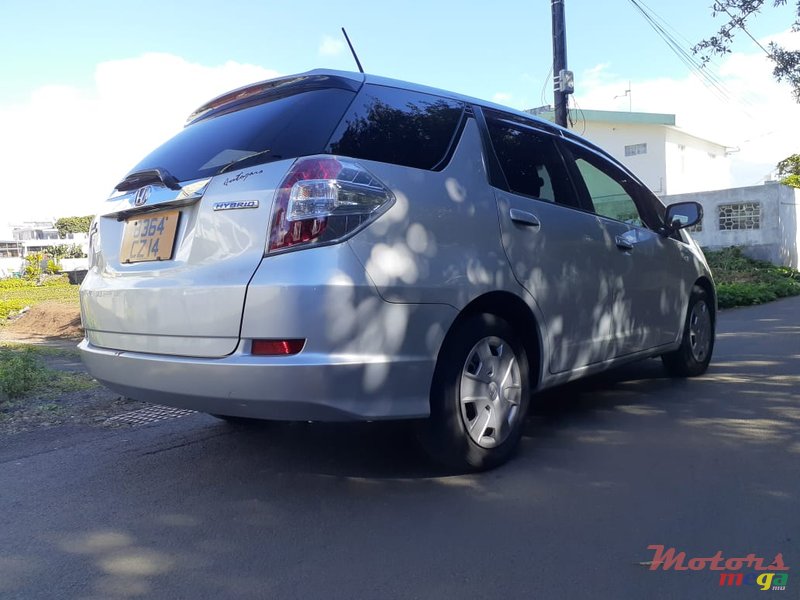 2014' Honda Fit Shuttle photo #3