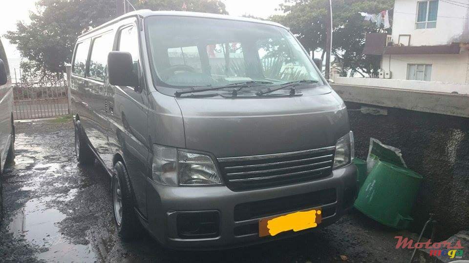 2003' Nissan Urvan photo #1