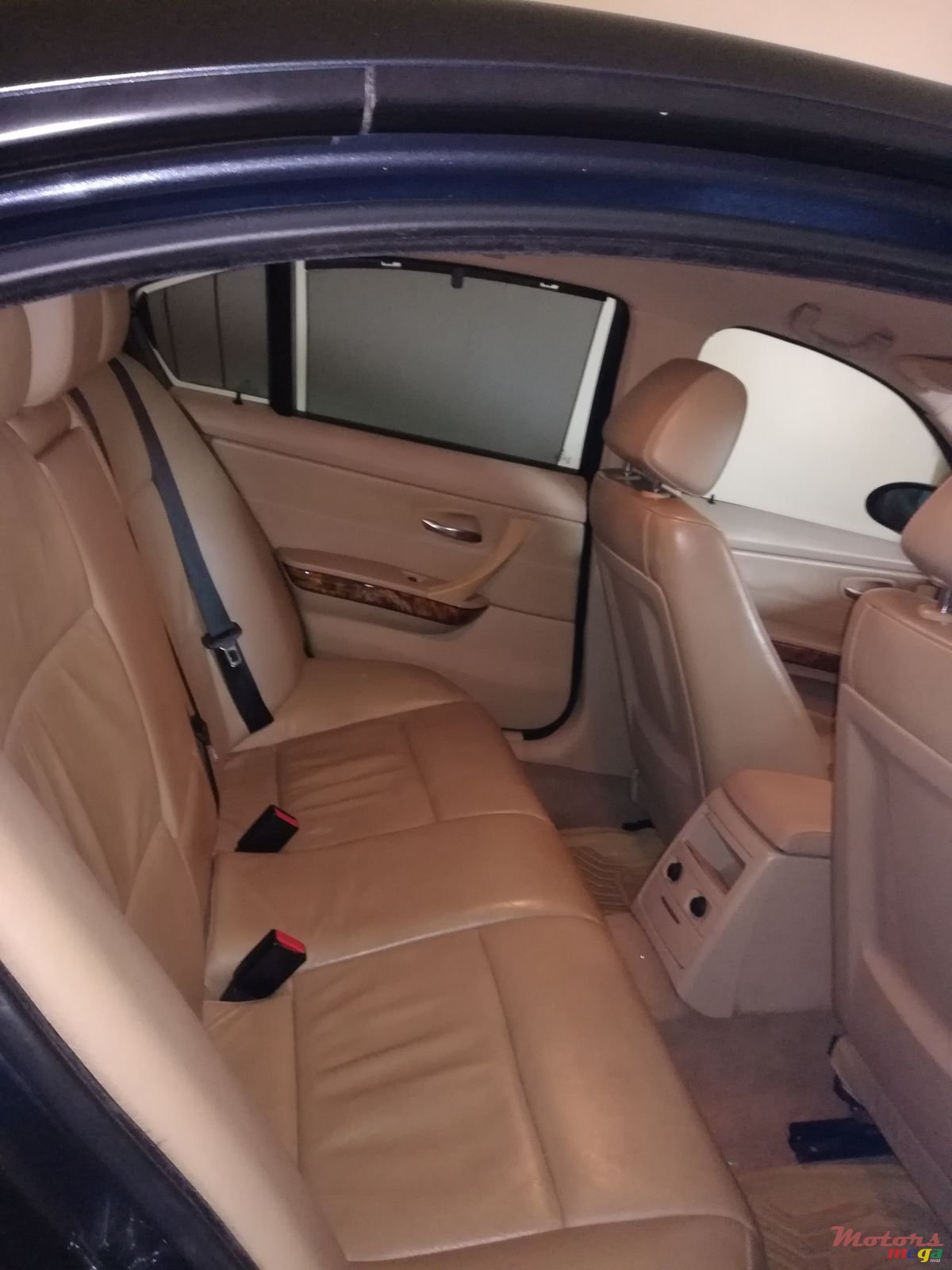 2006' BMW 320 photo #6