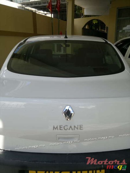 2006' Renault photo #2