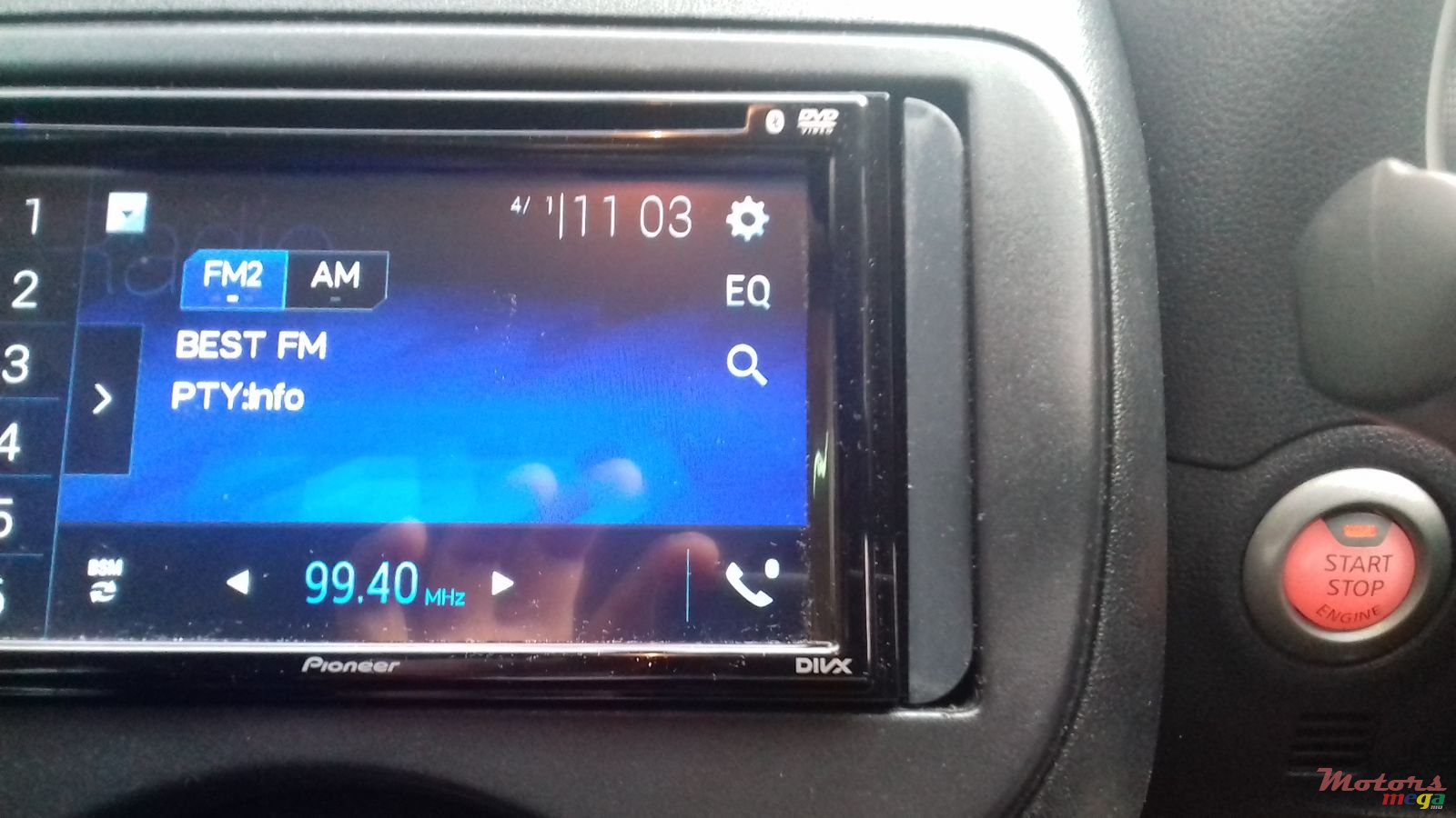 2011' Nissan March photo #6