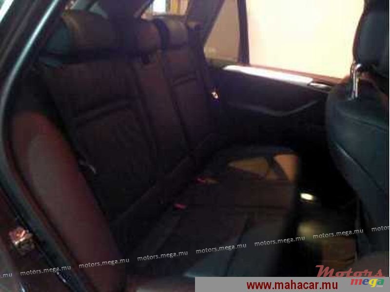 2011' BMW X5 photo #3