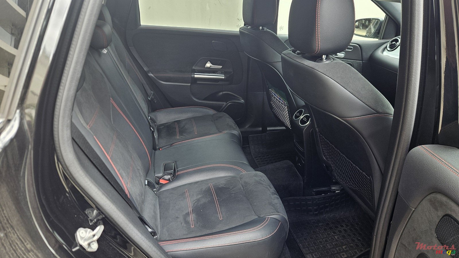 2021' Mercedes-Benz B 180 photo #3