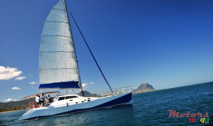 2002' Kruz Yachts photo #5