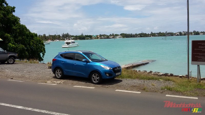 2010' Hyundai ix35 2WD 2000cc Automatic photo #6