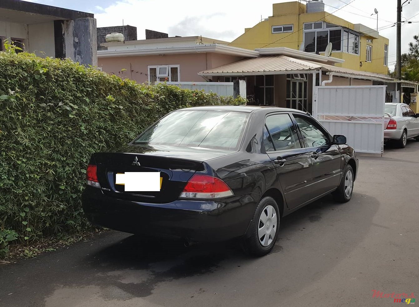 2009' Mitsubishi Lancer photo #1