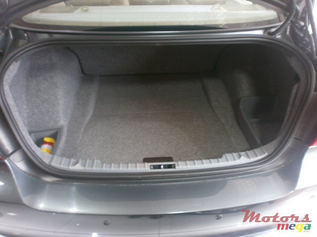 2010' BMW i photo #6