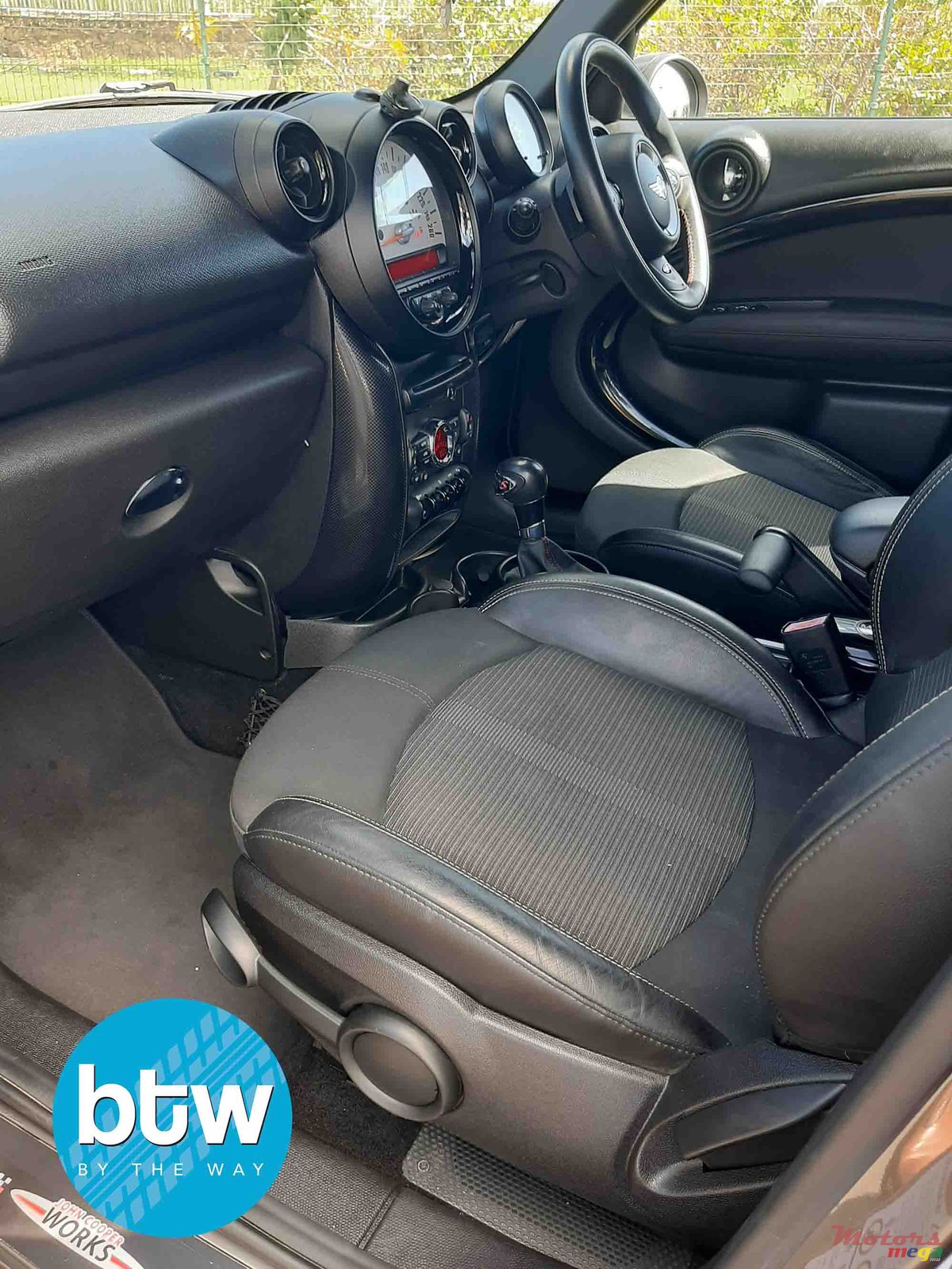 2013' MINI Cooper Countryman photo #5