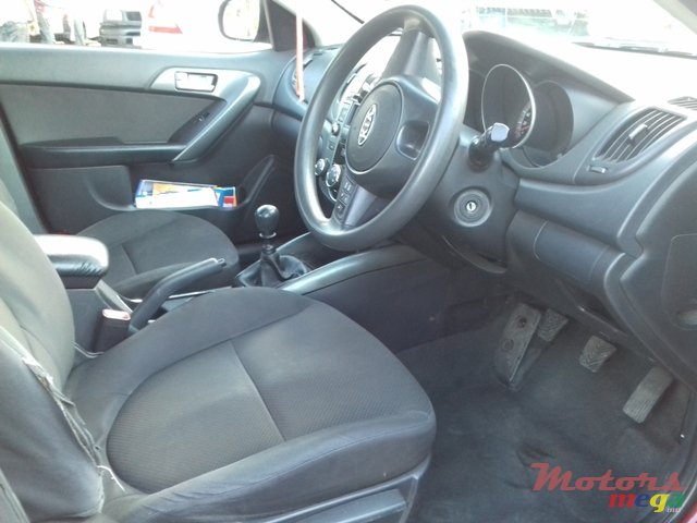 2011' Kia Cerato photo #7