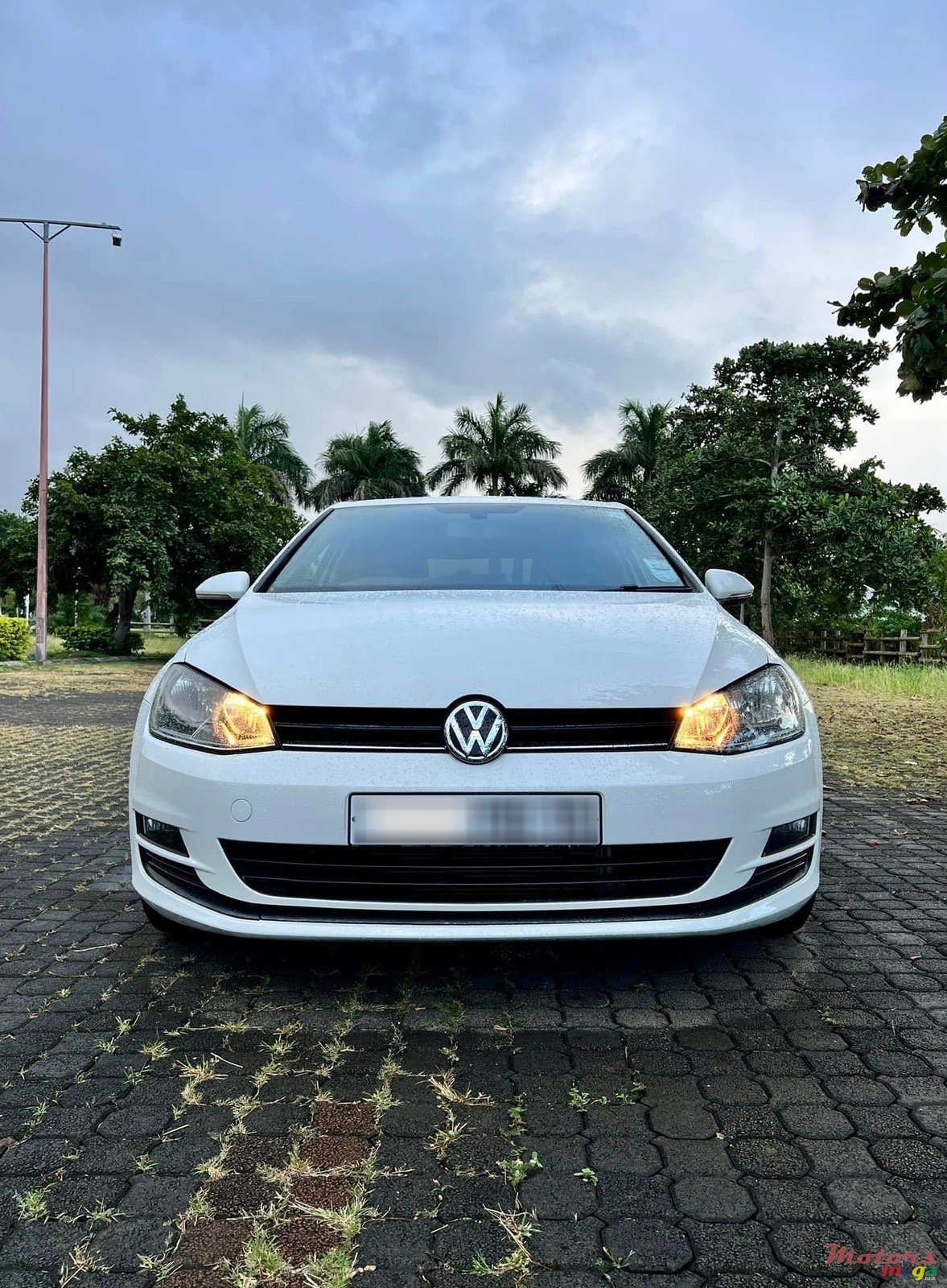 2015' Volkswagen Golf VII photo #2