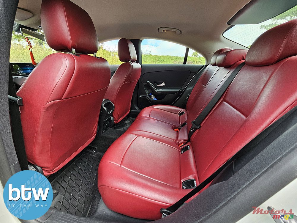 2021' Mercedes-Benz CLA 180 photo #6