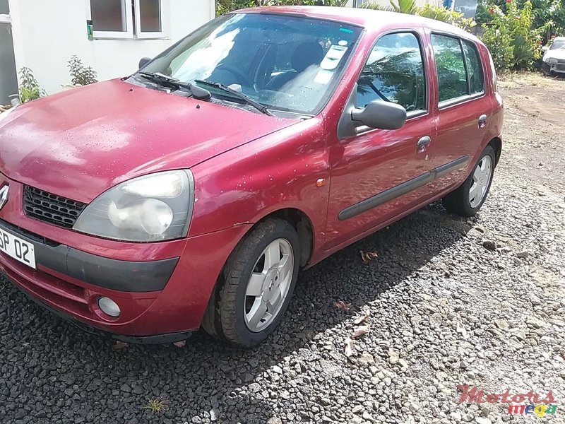 2002' Renault photo #2