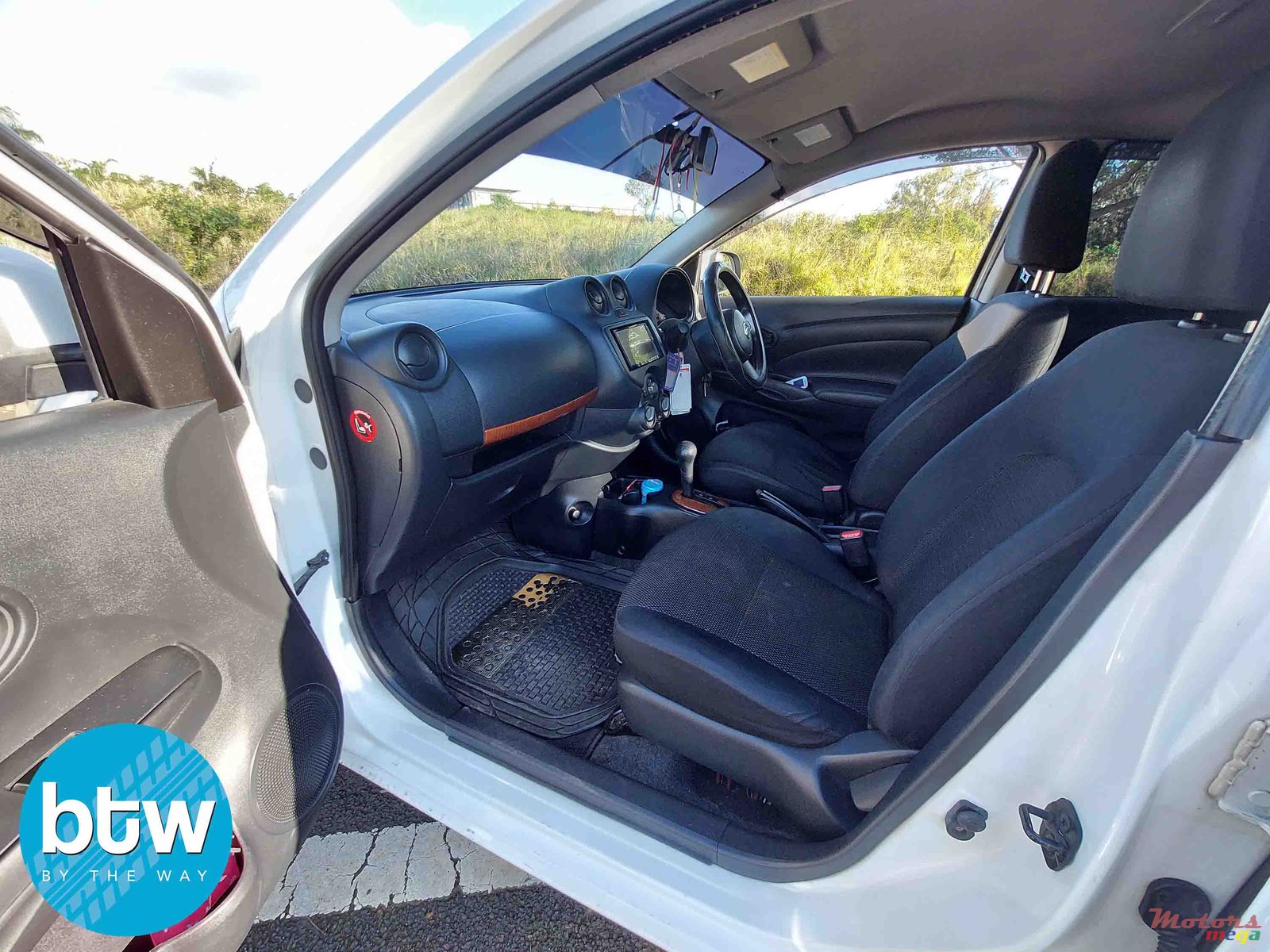 2014' Nissan Almera photo #4