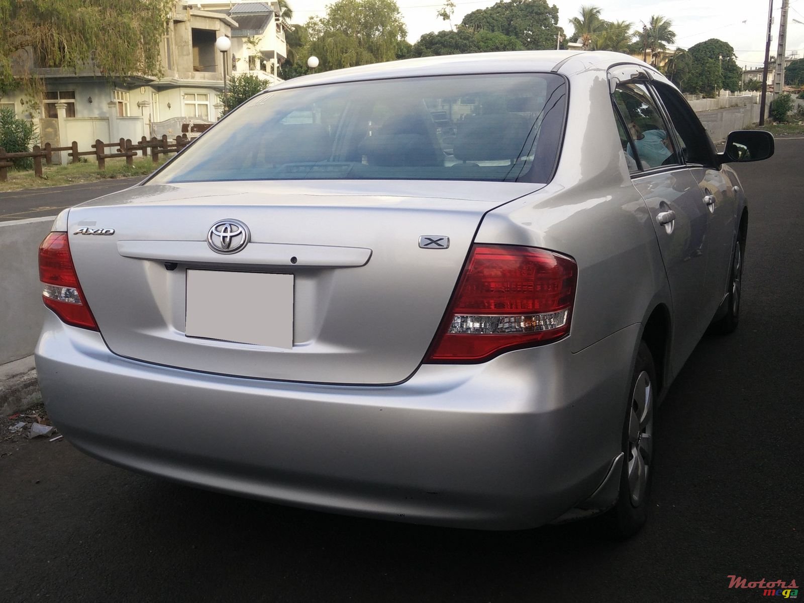 2009' Toyota Axio photo #4