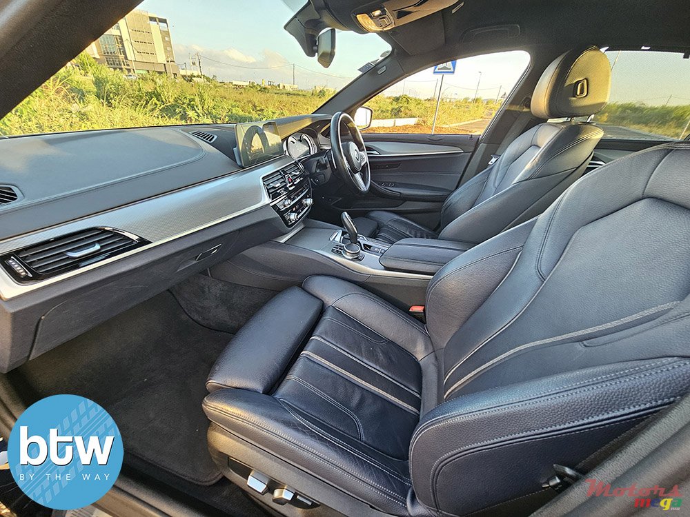 2018' BMW 530 530e photo #5