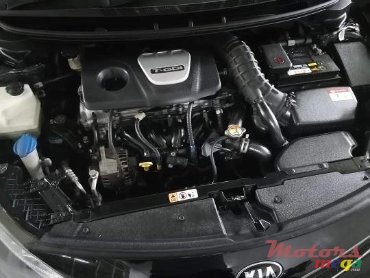 2018' Kia Cerato Koup sx2 photo #3