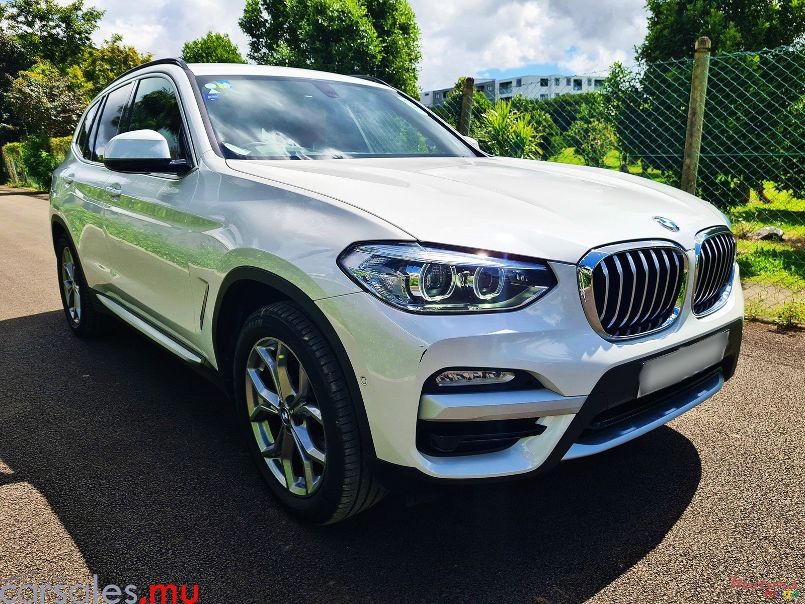 2019' BMW X3 XLine SDrive 20i photo #1