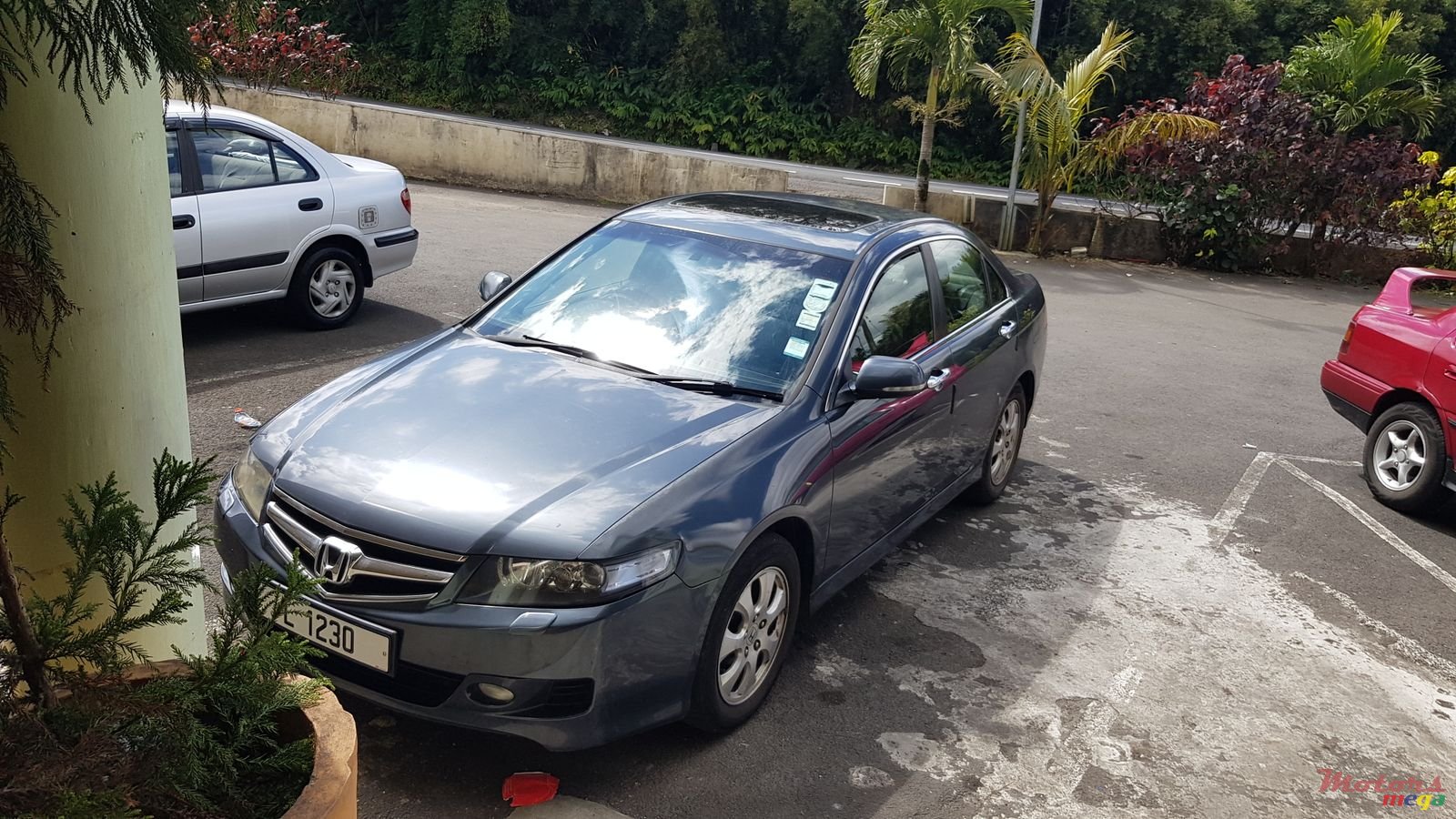 2007' Honda Accord photo #1