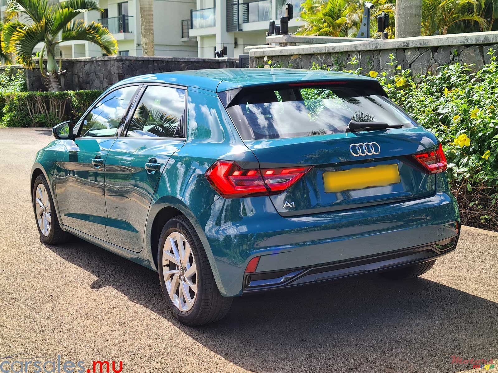 2021' Audi A1 1.0 TFSI photo #3