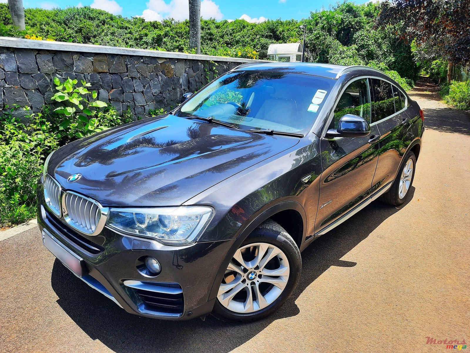 2015' BMW X4 XDrive 28i photo #3