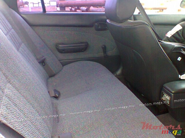 1992' Toyota photo #3